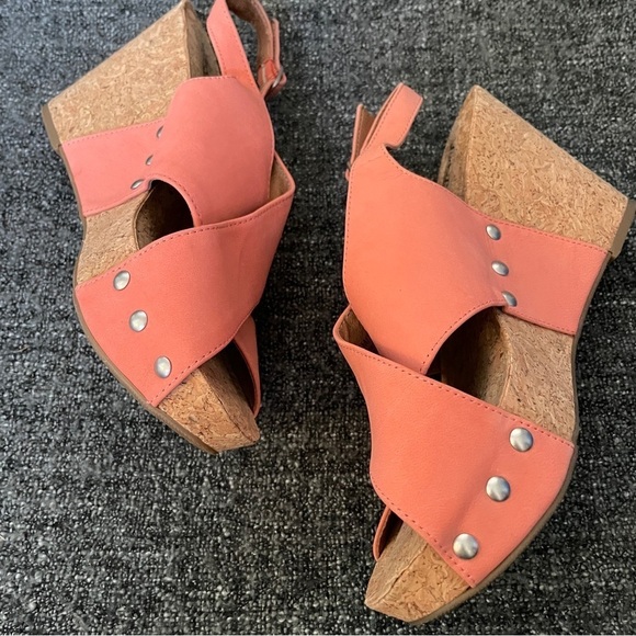 Lucky Brand Minari Sandals Coral Elko Nubuck Wedge Heel Women’s Size 8.5 - Picture 6 of 10